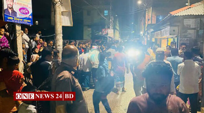 নারায়ণগঞ্জে ফ্ল্যাট থেকে ৪ বছরের শিশুসহ স্বামী–স্ত্রীর মরদেহ উদ্ধার