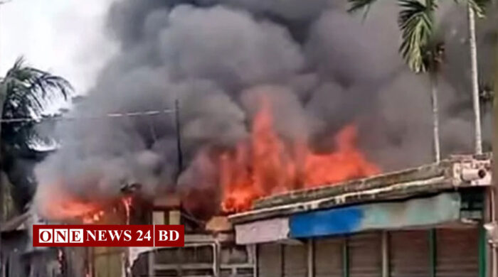 কুমিল্লায় মাইকে ঘোষণা দিয়ে মাজারে হামলা ও অগ্নিসংযোগ