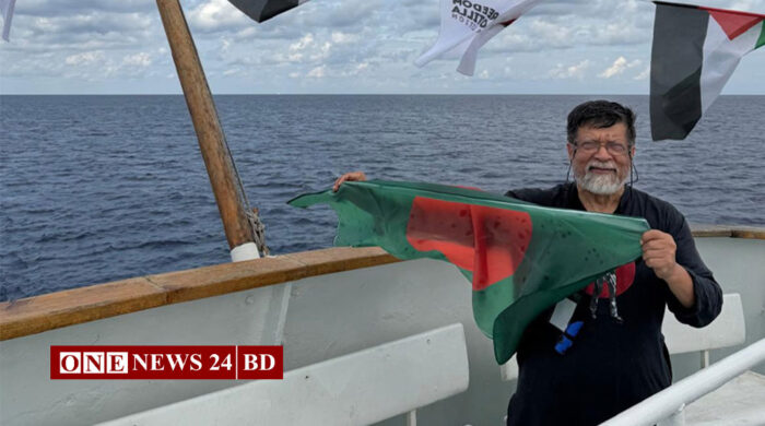 প্রথম বাংলাদেশি হিসেবে ফ্লোটিলার অভিযাত্রী হলেন ড. শহিদুল আলম