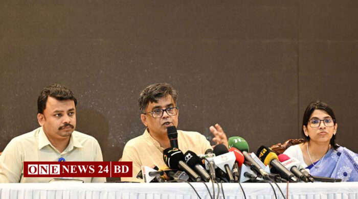 নির্বাচন ঘিরে সবচেয়ে খারাপ পরিস্থিতি মোকাবিলায় প্রস্তুতির নির্দেশ প্রধান উপদেষ্টার