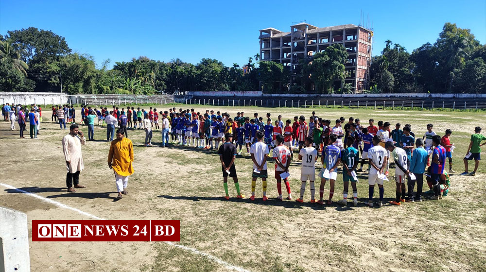 তারুণ্যের উৎসব: কিশোরগঞ্জে 'ডেভেলপমেন্ট কাপ' ফুটবলের বাছাই পর্ব শুরু