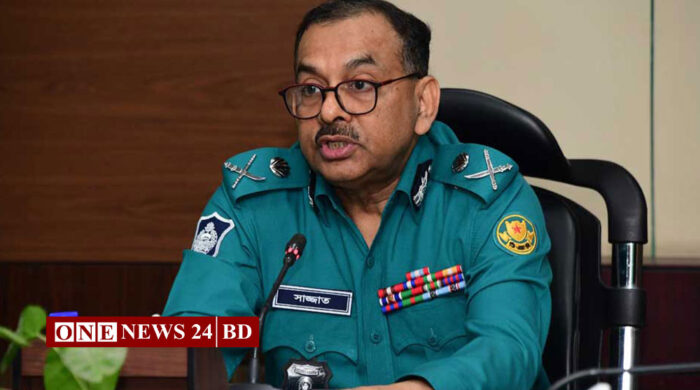 আগুন-ককটেল হামলাকারীকে গুলির নির্দেশ ডিএমপি কমিশনারের