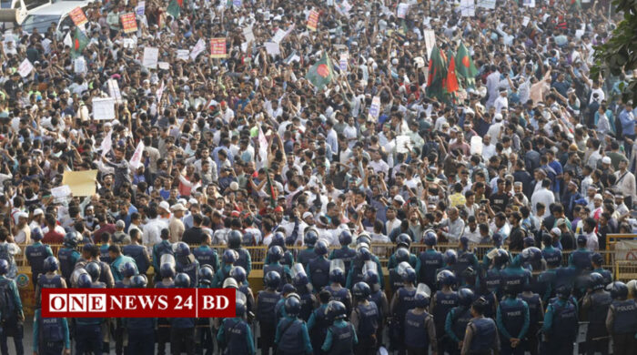 বরিশাল-ভোলা সেতুর দাবিতে শাহবাগ অবরোধ