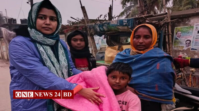 হোসেনপুর প্রশাসনের উদ্যোগে অসহায় ও হতদরিদ্রদের মাঝে শীতবস্ত্র বিতরণ