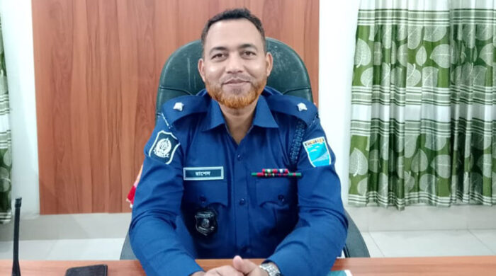 হোসেনপুর থানায় নতুন ওসির যোগদান
