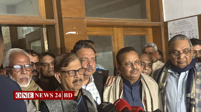 বৈধ মনোনয়ন মব করে বাতিল করা হচ্ছে: মাহমুদুর রহমান মান্না