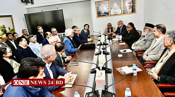 শীর্ষ ব্যবসায়ী ও শিল্প উদ্যোক্তাদের সঙ্গে বৈঠকে তারেক রহমান