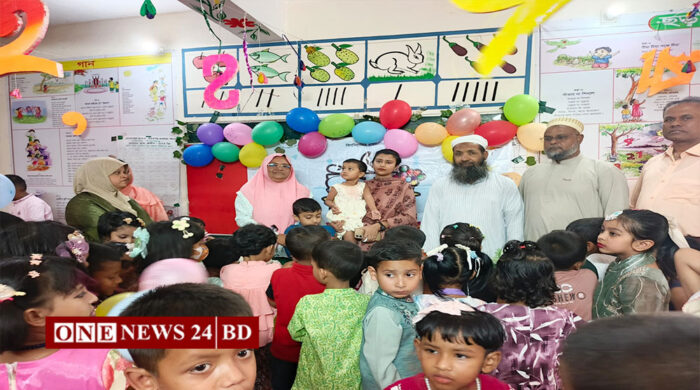 হোসেনপুর মডেল সরকারি প্রাথমিক বিদ্যালয়ে উৎসবমুখর পরিবেশে ঈদ পুনর্মিলনী অনুষ্ঠিত