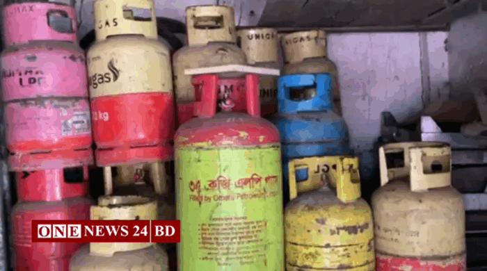 নিকলীতে ১৩৪১ টাকার সিলিন্ডার বেড়ে ১৭২৮ টাকা, বিক্রি হচ্ছে ২২০০ টাকায়