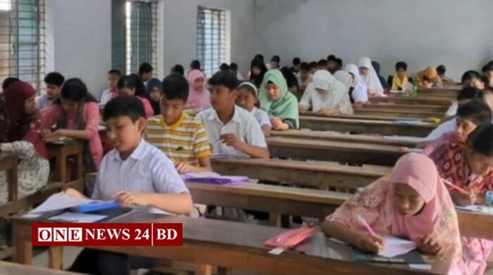 প্রাথমিক বৃত্তি পরীক্ষায় প্রথম দিনে পাকুন্দিয়ায় অনুপস্থিত ২৮০ পরীক্ষার্থী