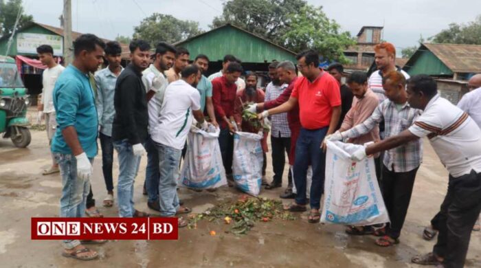 বদলগাছীতে হাট পরিষ্কার করলেন ছাত্রদল