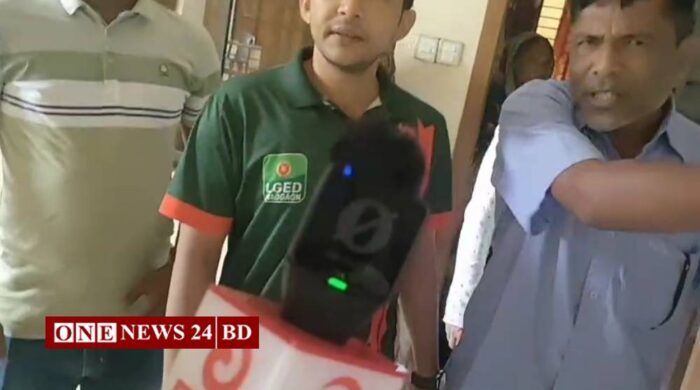 নওগাঁয় তথ্য সংগ্রহে গিয়ে সাংবাদিক হেনস্তার অভিযোগ