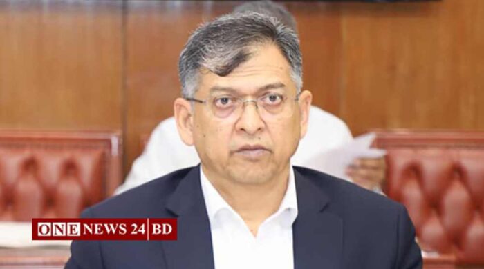 পুলিশের নতুন পোশাক ‘নেভি ব্লু শার্ট, খাকি প্যান্ট’