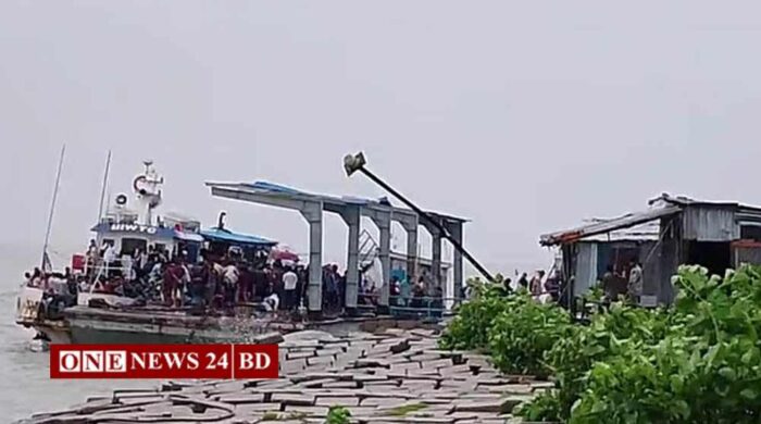 ঝড়ের কবল থেকে নিরাপদে ঘাটে পৌঁছাল সি-ট্রাক, রক্ষা পেল পাঁচ শতাধিক যাত্রী