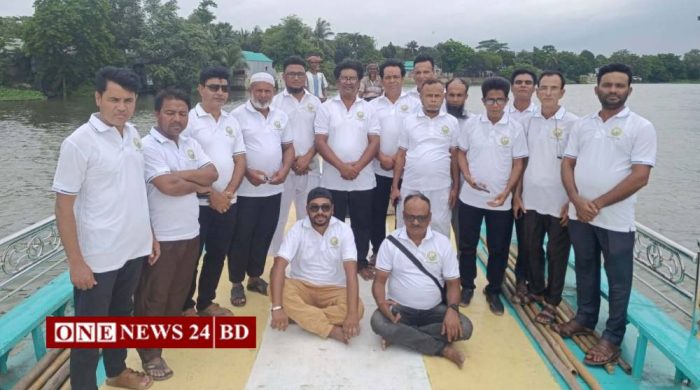 প্রতিষ্ঠার ৬ বছর পূর্তিতে হাওরের বুকে নৌভ্রমণে উৎসবমুখর তাড়াইল উপজেলা প্রেস ক্লাব