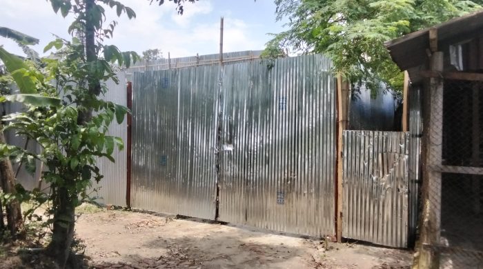 কটিয়াদীতে তিতাসের আন্তঃজেলা গ্যাস সঞ্চালন পাইপে ছিদ্র, দুই মাস ধরে বের হচ্ছে গ্যাস; অবৈধ সংযোগ চেষ্টার অভিযোগ