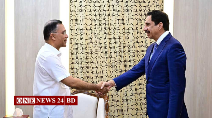 প্রধানমন্ত্রীর সঙ্গে ডিপি ওয়ার্ল্ডের চেয়ারম্যানের সাক্ষাৎ